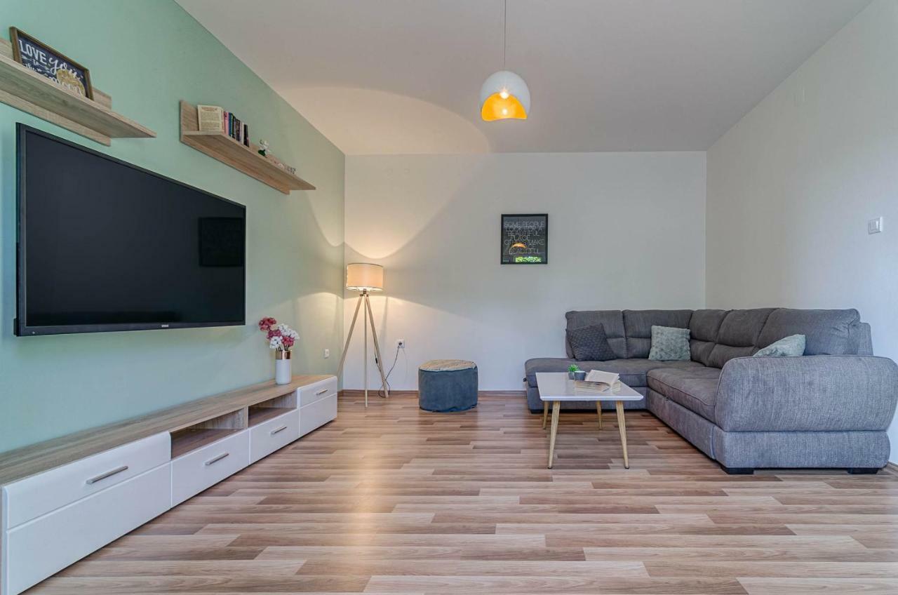 Prodan Apartament